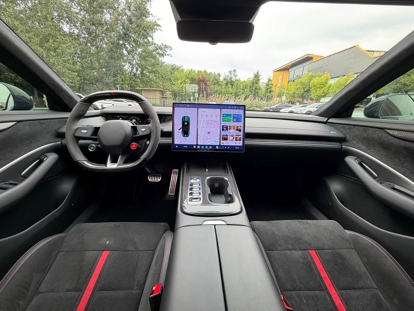 2025 Xiaomi Auto Xiaomi SU7 Ultra Green, 16,000 km, China export – photo 12
