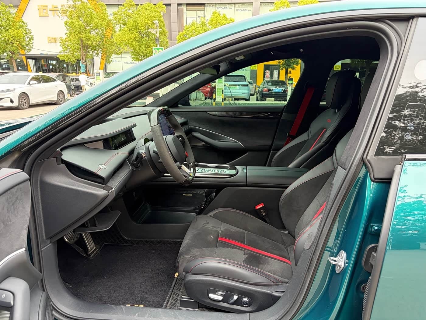 2025 Xiaomi Auto Xiaomi SU7 Ultra Green, 16,000 km, China export – photo 7