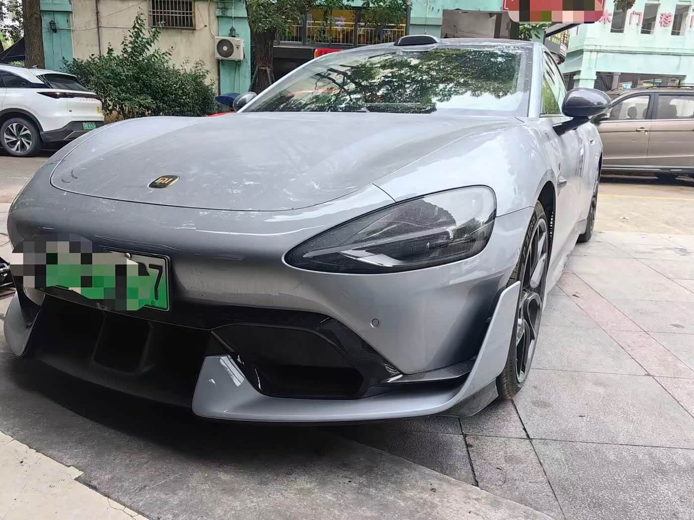 2025 Xiaomi Auto Xiaomi SU7 Ultra 银灰色, 10,200 km, China export – photo 1