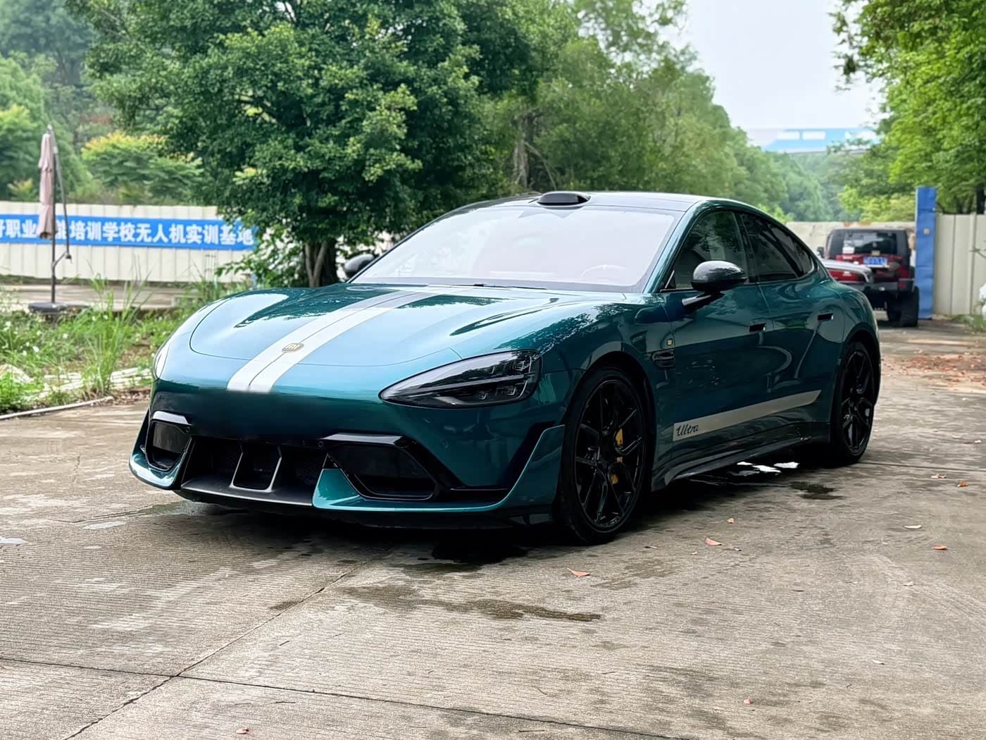 2025 Xiaomi Auto Xiaomi SU7 Ultra Green, 13,000 km, China export – photo 1