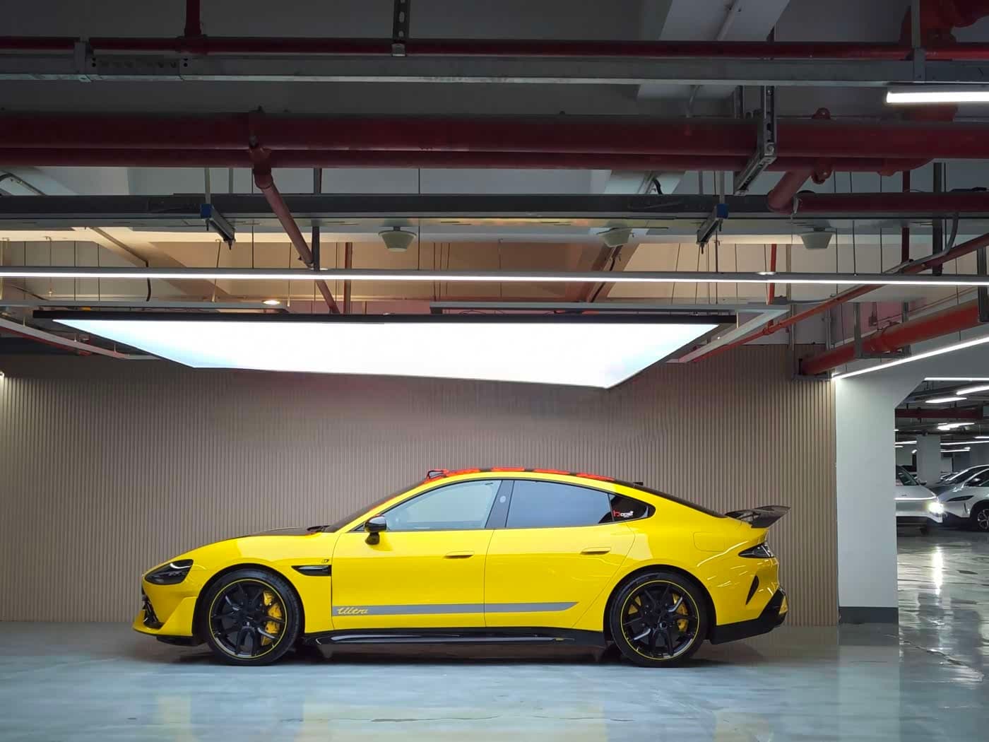 2025 Xiaomi Auto Xiaomi SU7 Ultra Yellow, 8,000 km, China export – photo 4