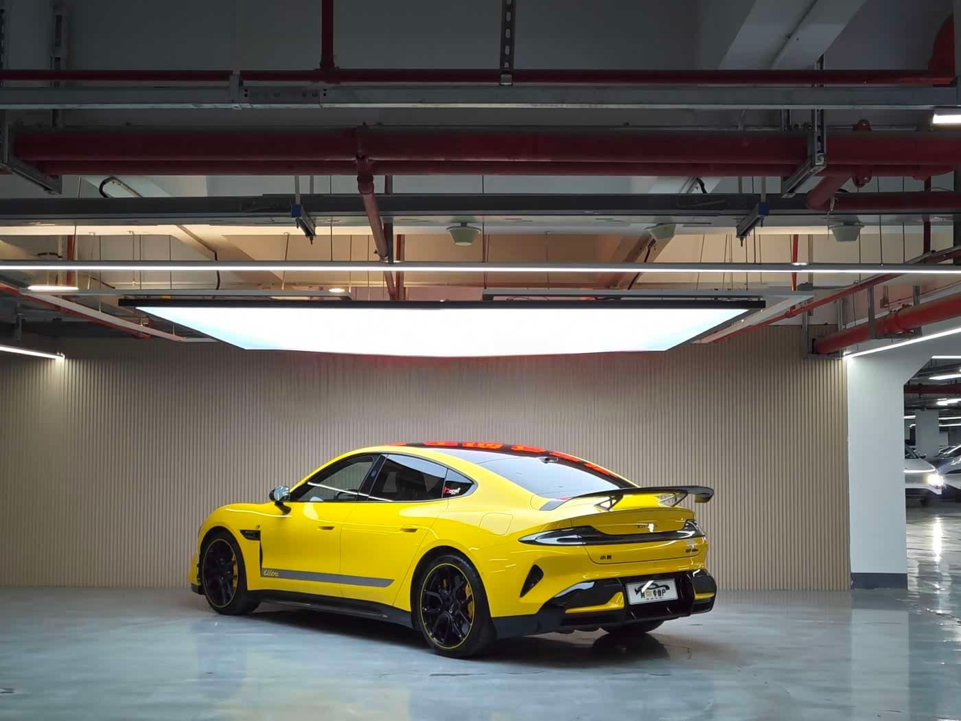 2025 Xiaomi Auto Xiaomi SU7 Ultra Yellow, 8,000 km, China export – photo 18