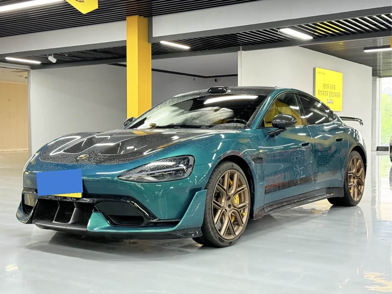 2025 Xiaomi Auto Xiaomi SU7 Ultra Green, 10,000 km, China export – photo 1