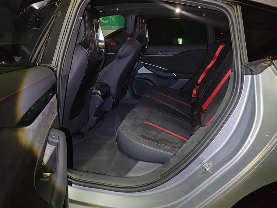 2025 Xiaomi Auto Xiaomi SU7 Ultra 银灰色, 28,700 km, China export – photo 11