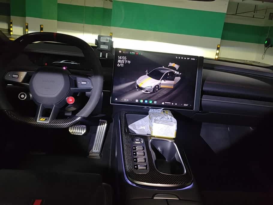 2025 Xiaomi Auto Xiaomi SU7 Ultra 银灰色, 28,700 km, China export – photo 12
