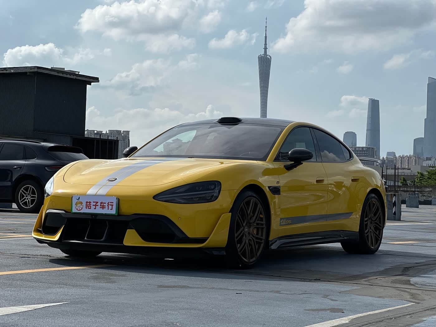2025 Xiaomi Auto Xiaomi SU7 Ultra Yellow, 31,000 km, China export – photo 5