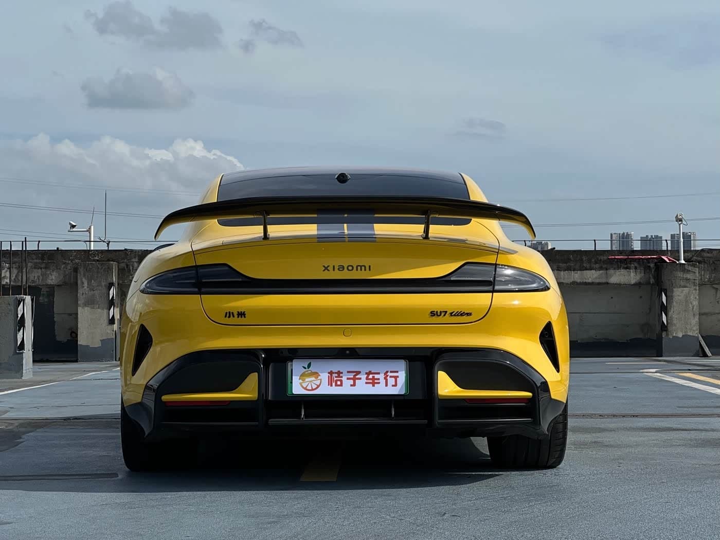 2025 Xiaomi Auto Xiaomi SU7 Ultra Yellow, 31,000 km, China export – photo 6