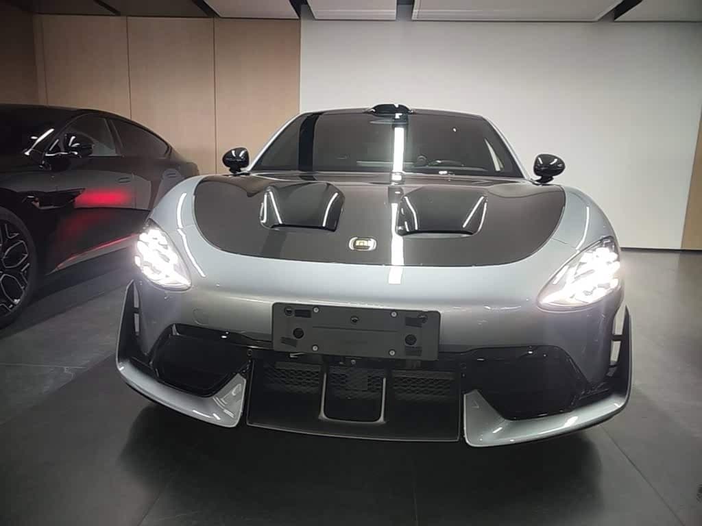 2025 Xiaomi Auto Xiaomi SU7 Ultra 银灰色, 9,900 km, China export – photo 3