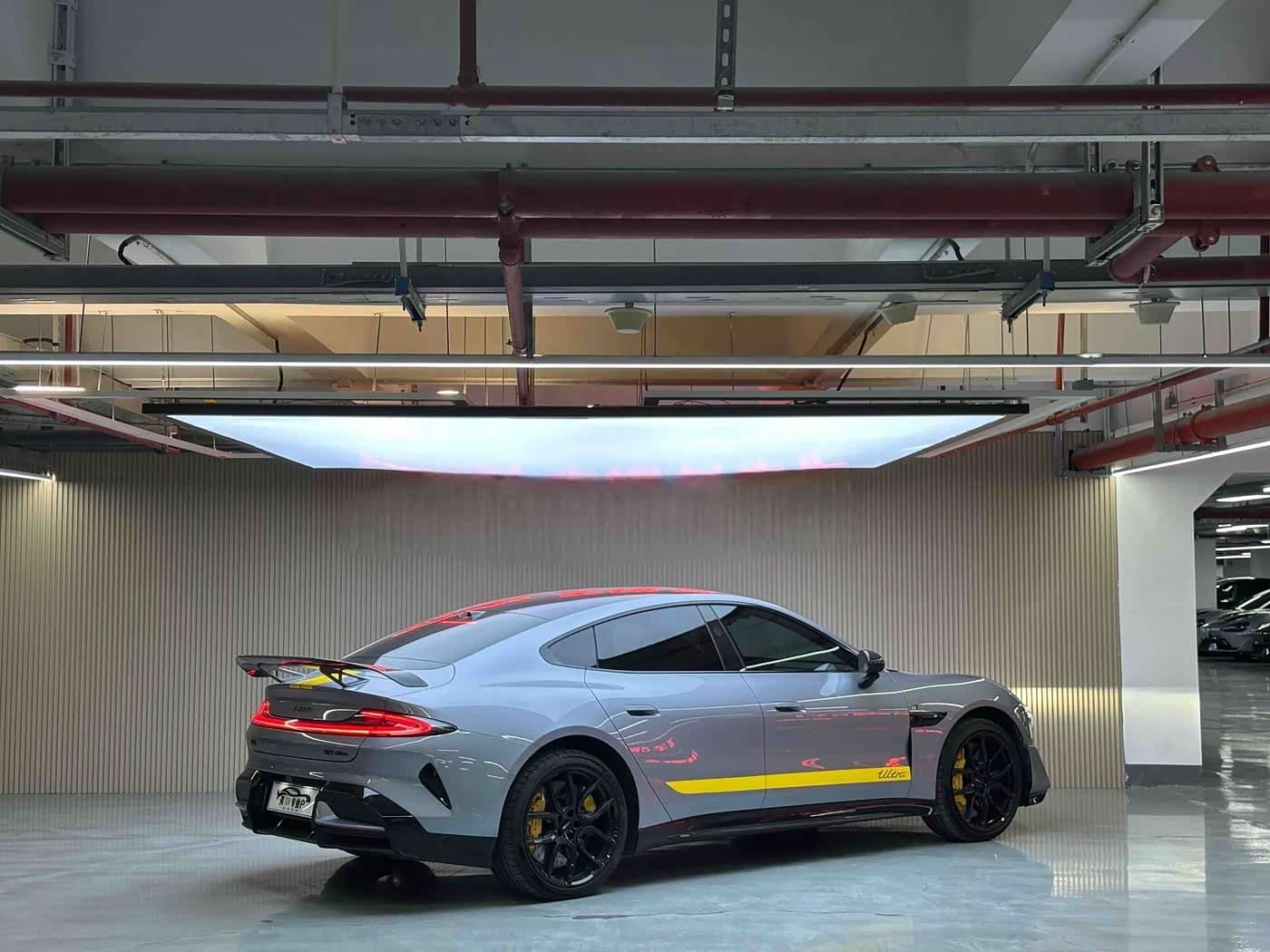 2025 Xiaomi Auto Xiaomi SU7 Ultra 银灰色, 7,000 km, China export – photo 18