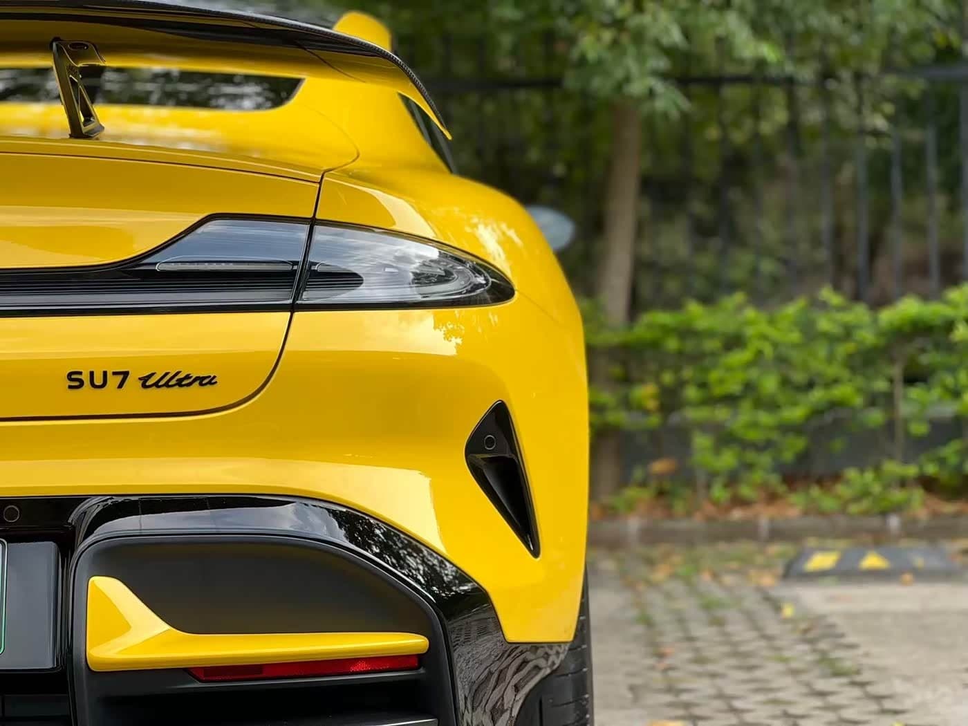 2025 Xiaomi Auto Xiaomi SU7 Ultra Yellow, 4,800 km, China export – photo 10
