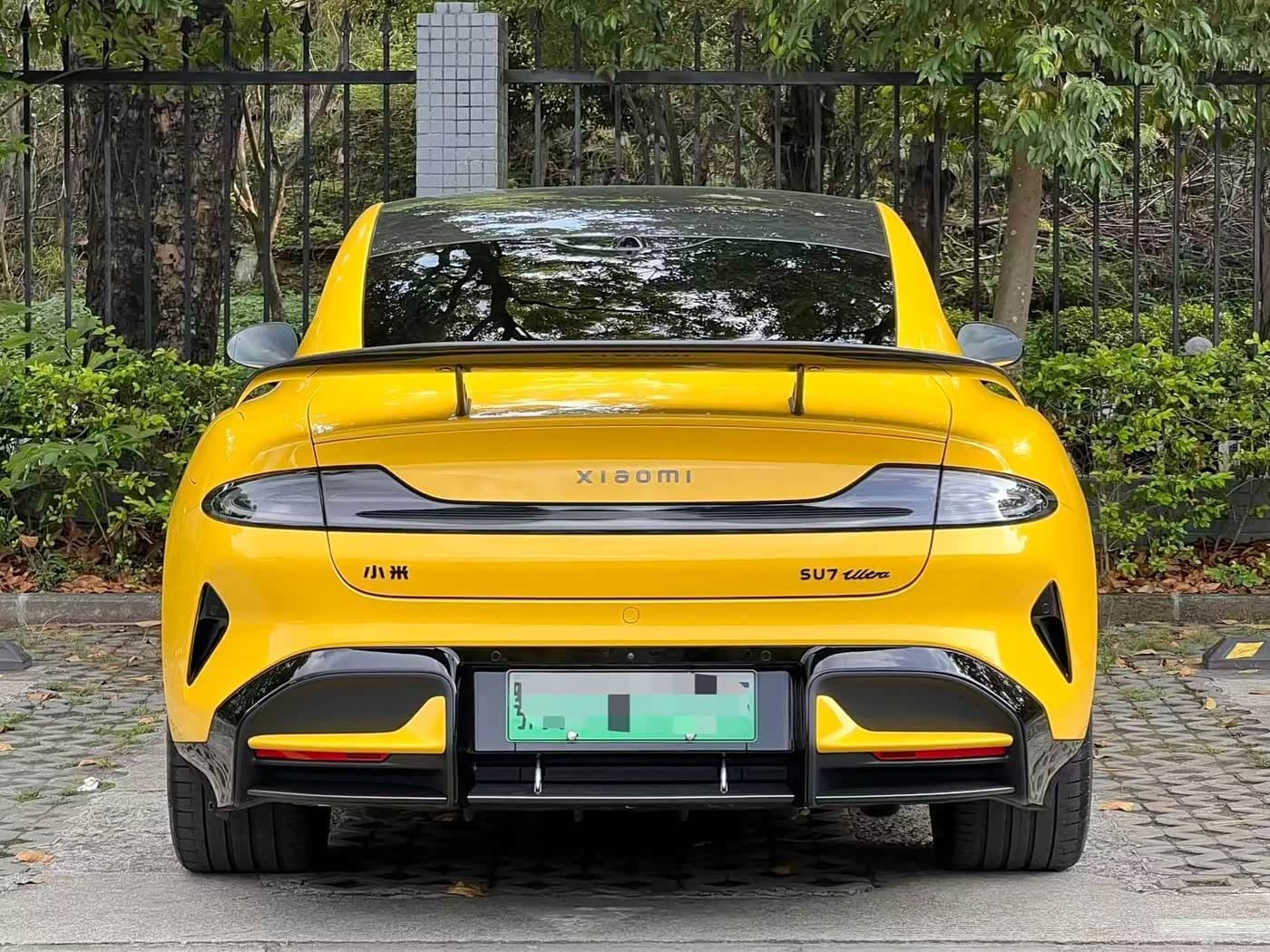 2025 Xiaomi Auto Xiaomi SU7 Ultra Yellow, 4,800 km, China export – photo 4