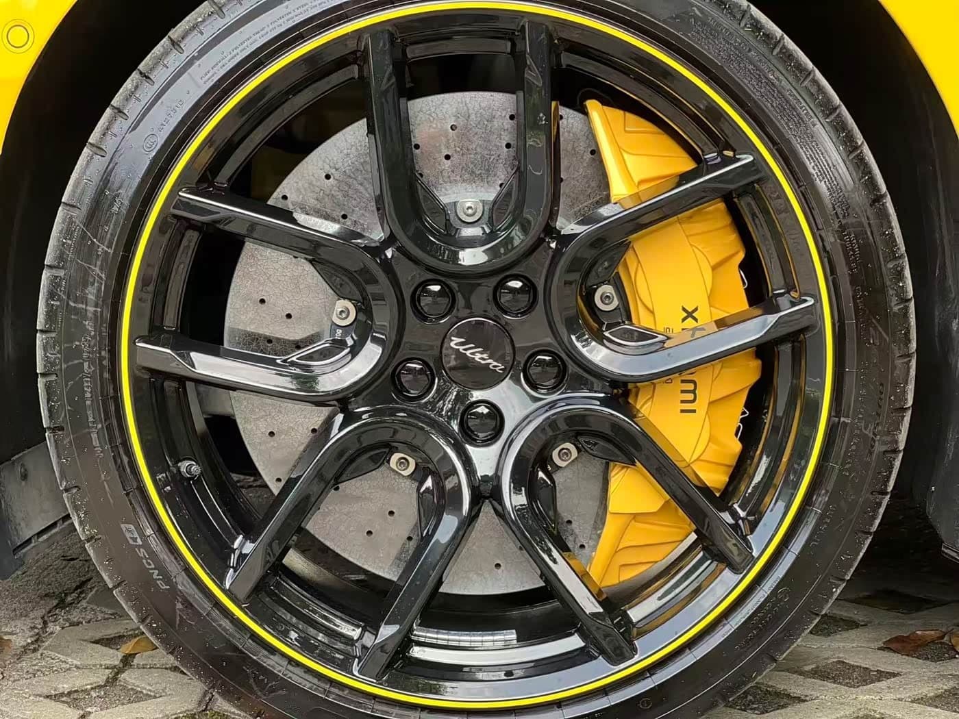 2025 Xiaomi Auto Xiaomi SU7 Ultra Yellow, 4,800 km, China export – photo 12