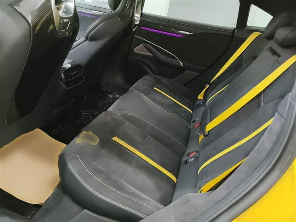 2025 Xiaomi Auto Xiaomi SU7 Ultra Yellow, 16,300 km, China export – photo 16