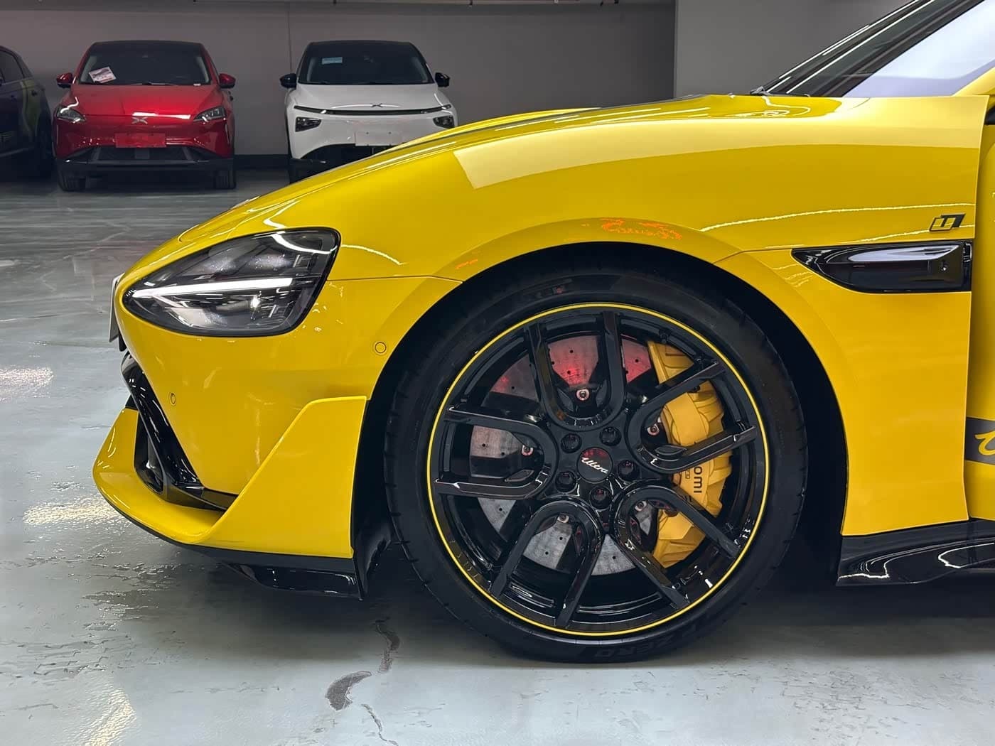 2025 Xiaomi Auto Xiaomi SU7 Ultra Yellow, 7,000 km, China export – photo 5