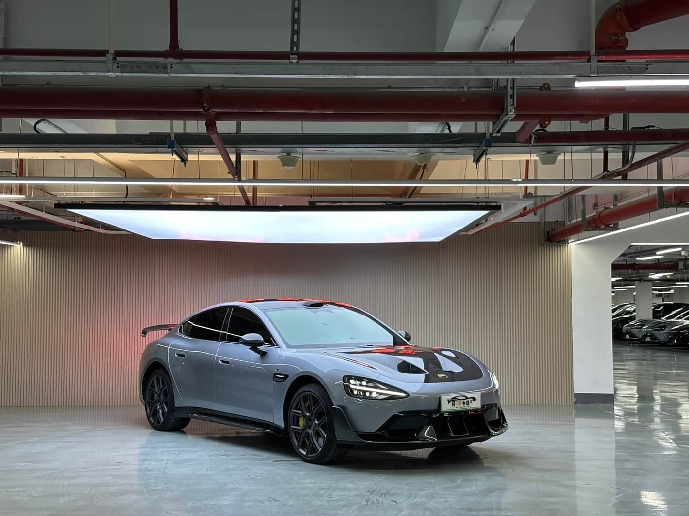 2025 Xiaomi Auto Xiaomi SU7 Ultra 银灰色, 4,000 km, China export – photo 3