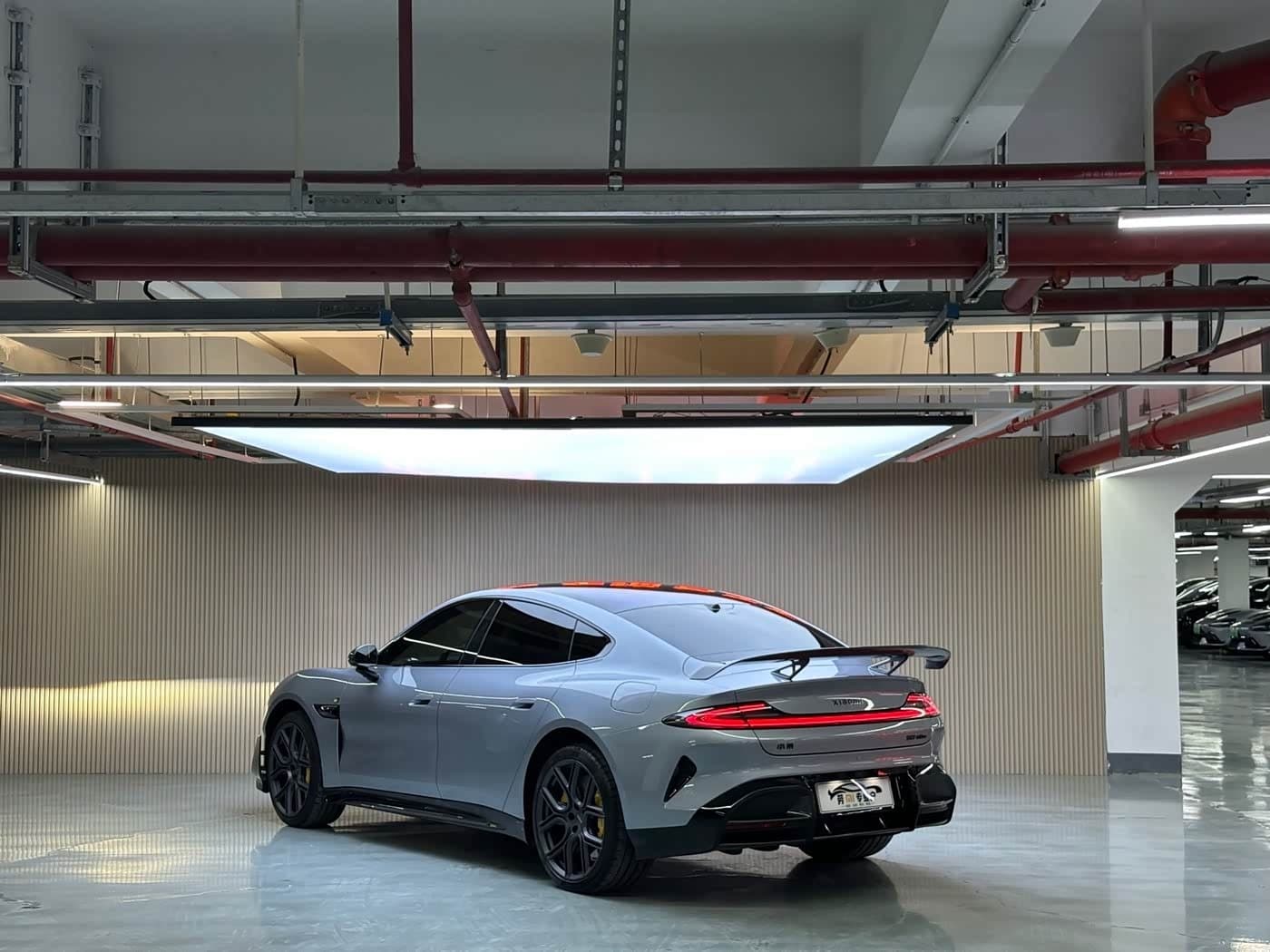 2025 Xiaomi Auto Xiaomi SU7 Ultra 银灰色, 4,000 km, China export – photo 13