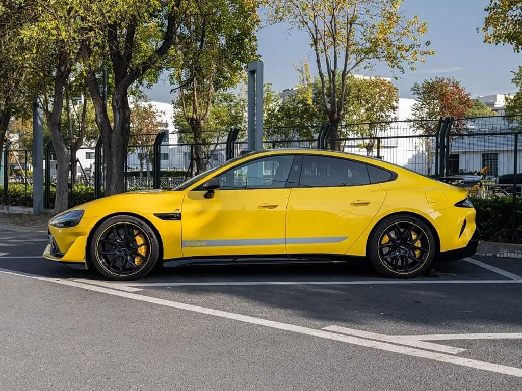 2025 Xiaomi Auto Xiaomi SU7 Ultra Yellow, 9,400 km, China export – photo 7