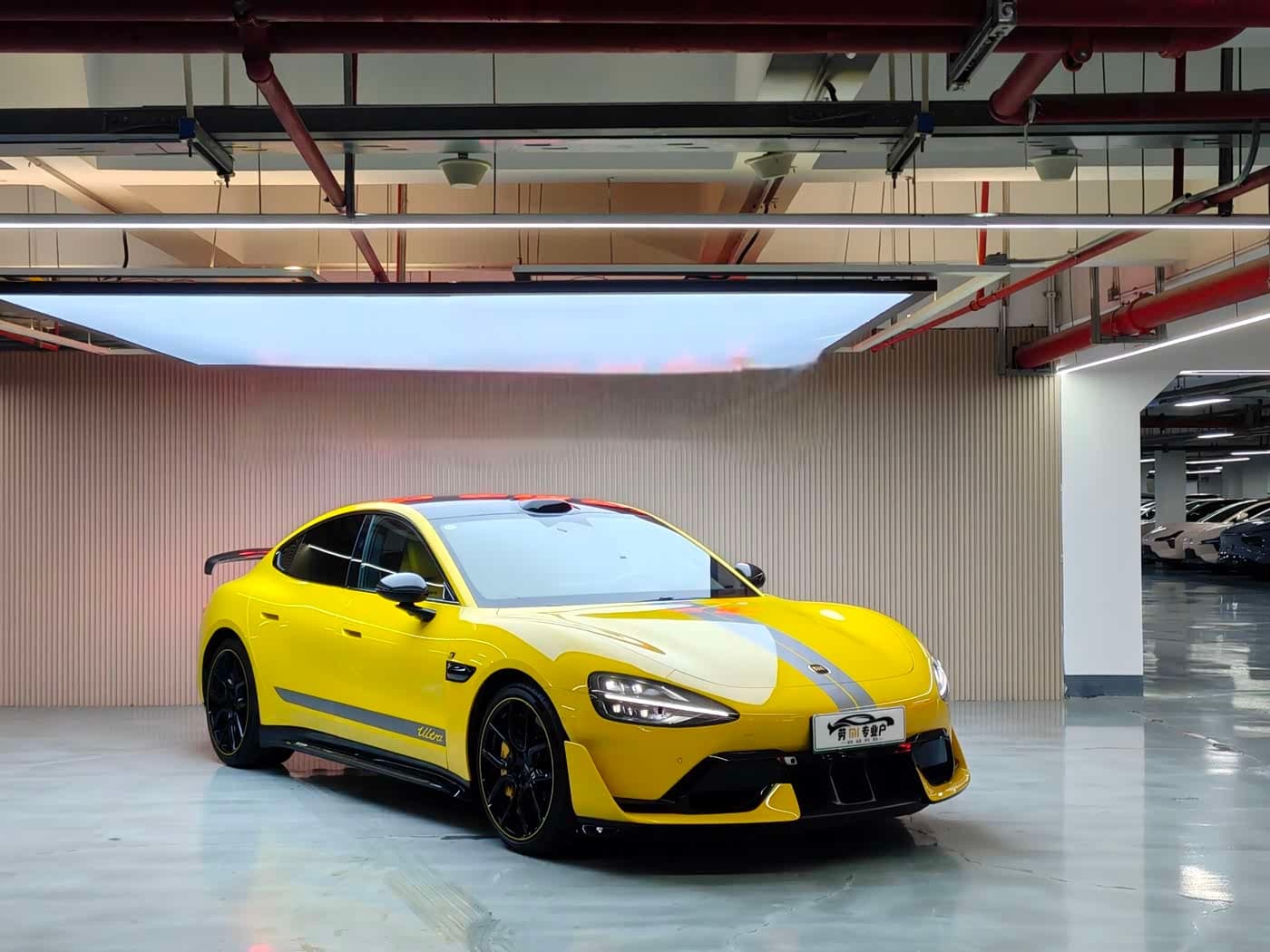 2025 Xiaomi Auto Xiaomi SU7 Ultra Yellow, 10,000 km, China export – photo 3