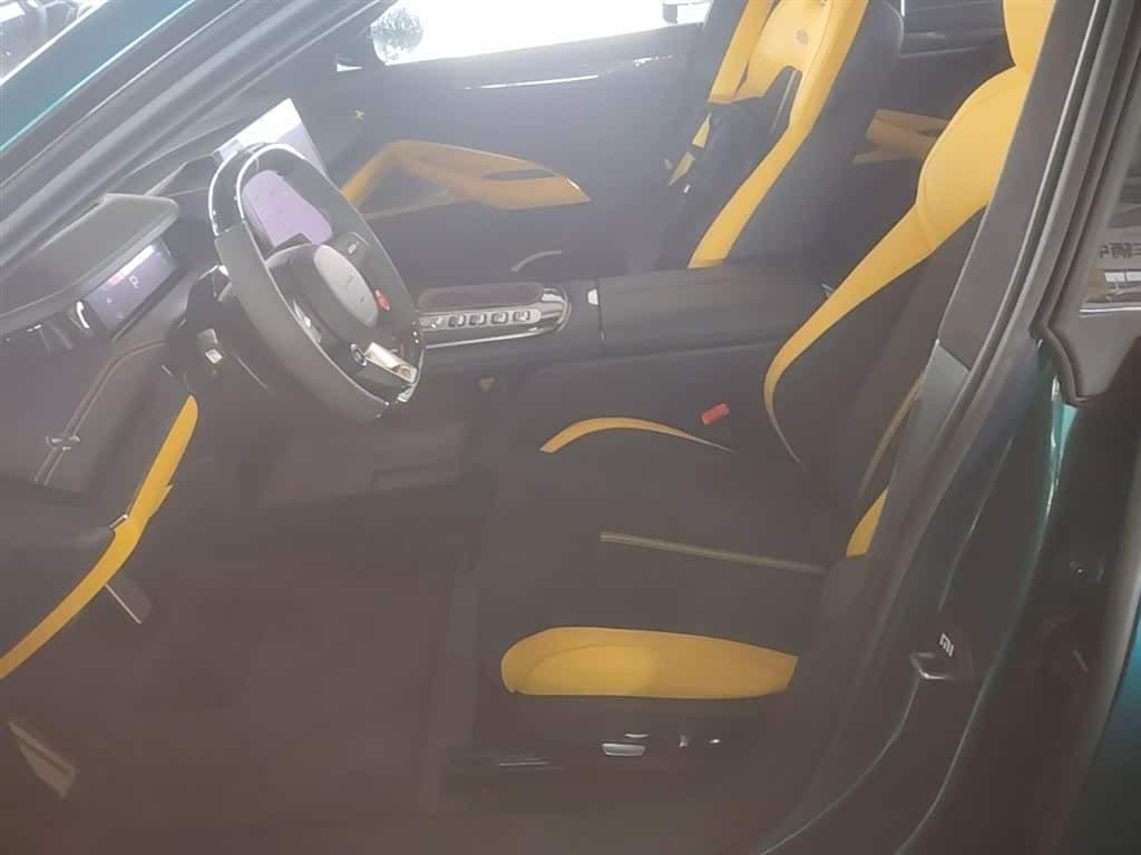 2025 Xiaomi Auto Xiaomi SU7 Ultra Green, 10,100 km, China export – photo 15