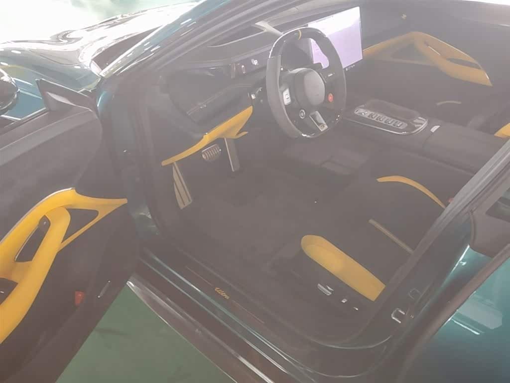 2025 Xiaomi Auto Xiaomi SU7 Ultra Green, 10,100 km, China export – photo 16