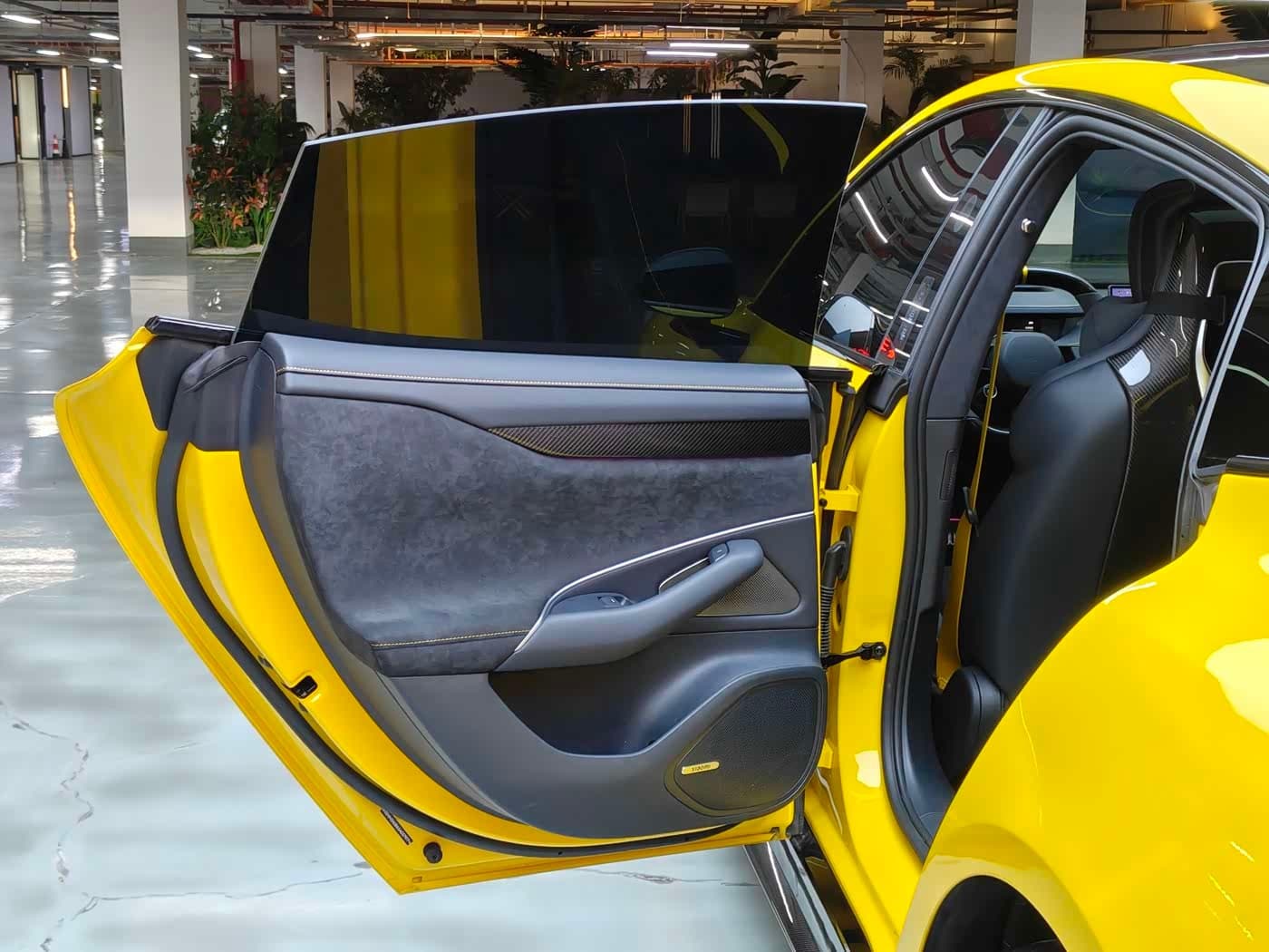 2025 Xiaomi Auto Xiaomi SU7 Ultra Yellow, 12,000 km, China export – photo 8