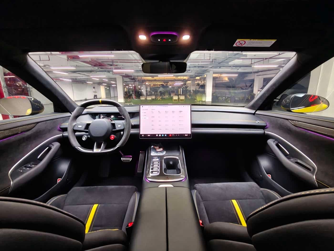 2025 Xiaomi Auto Xiaomi SU7 Ultra Yellow, 12,000 km, China export – photo 11