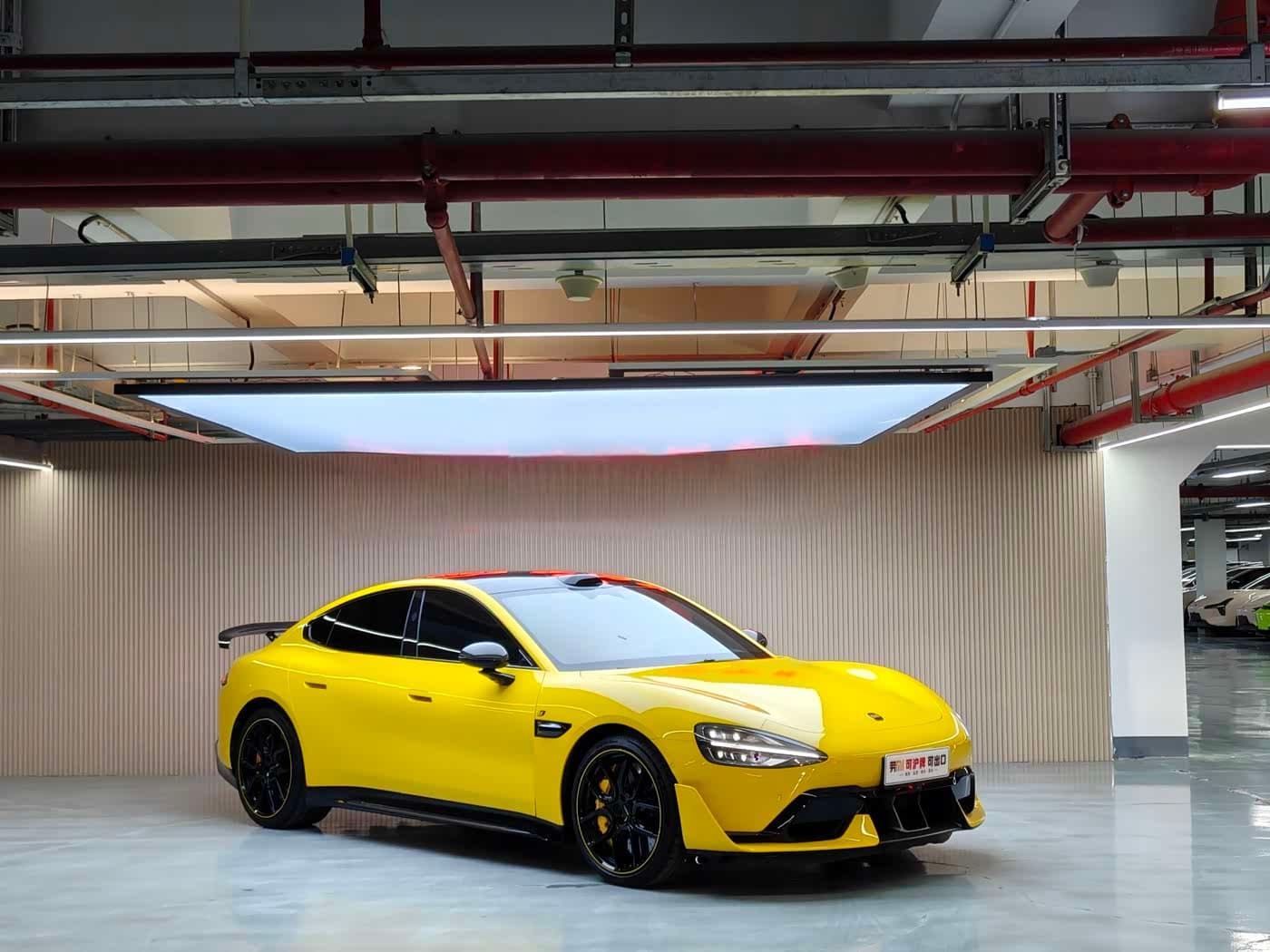 2025 Xiaomi Auto Xiaomi SU7 Ultra Yellow, 12,000 km, China export – photo 3