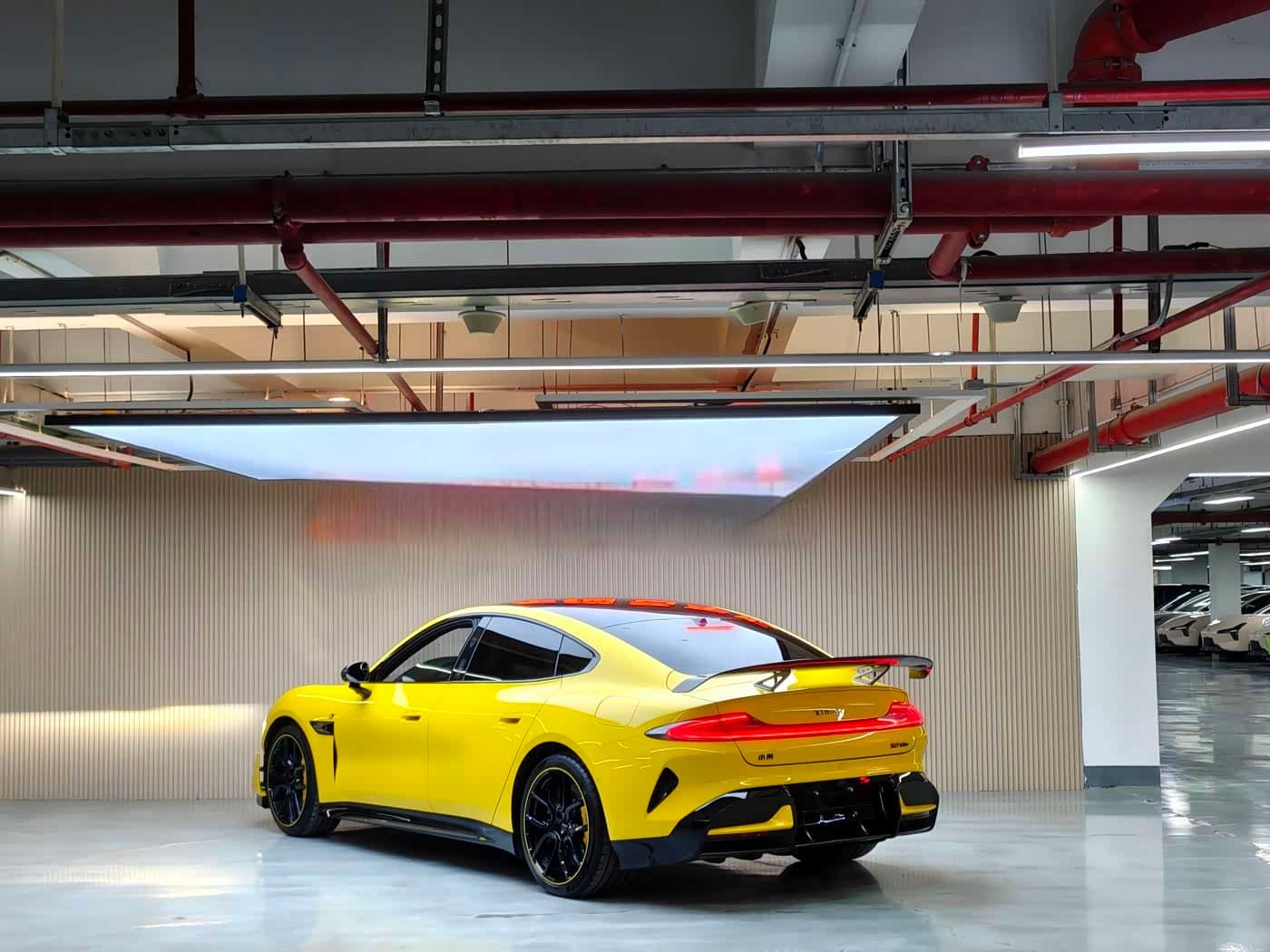 2025 Xiaomi Auto Xiaomi SU7 Ultra Yellow, 12,000 km, China export – photo 18