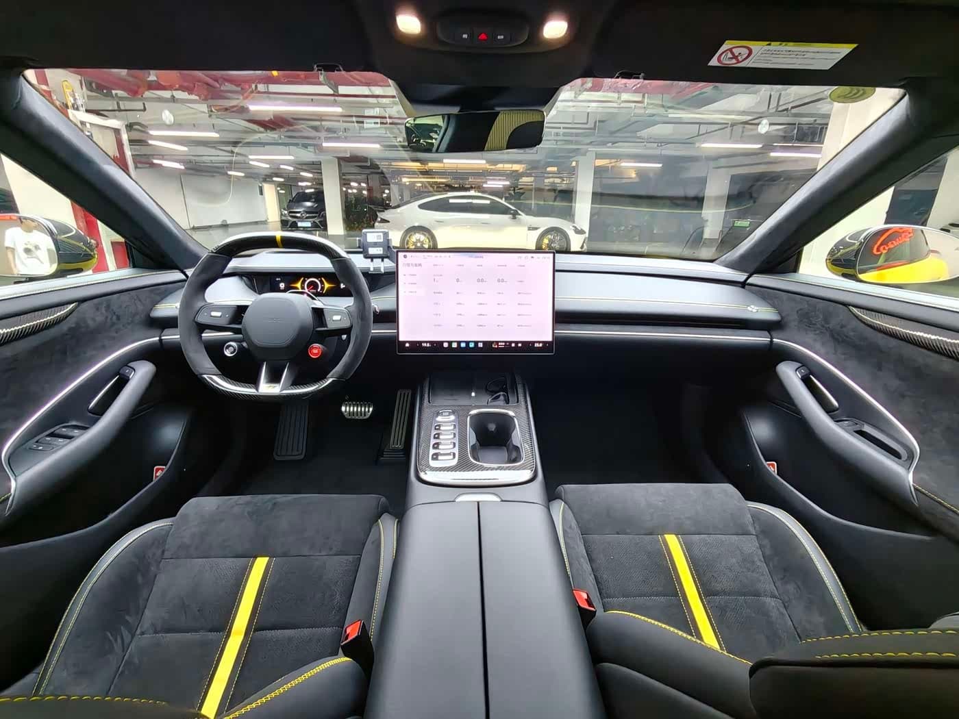 2025 Xiaomi Auto Xiaomi SU7 Ultra Yellow, 7,000 km, China export – photo 11