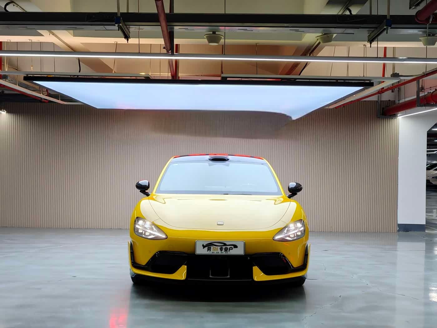 2025 Xiaomi Auto Xiaomi SU7 Ultra Yellow, 7,000 km, China export – photo 2