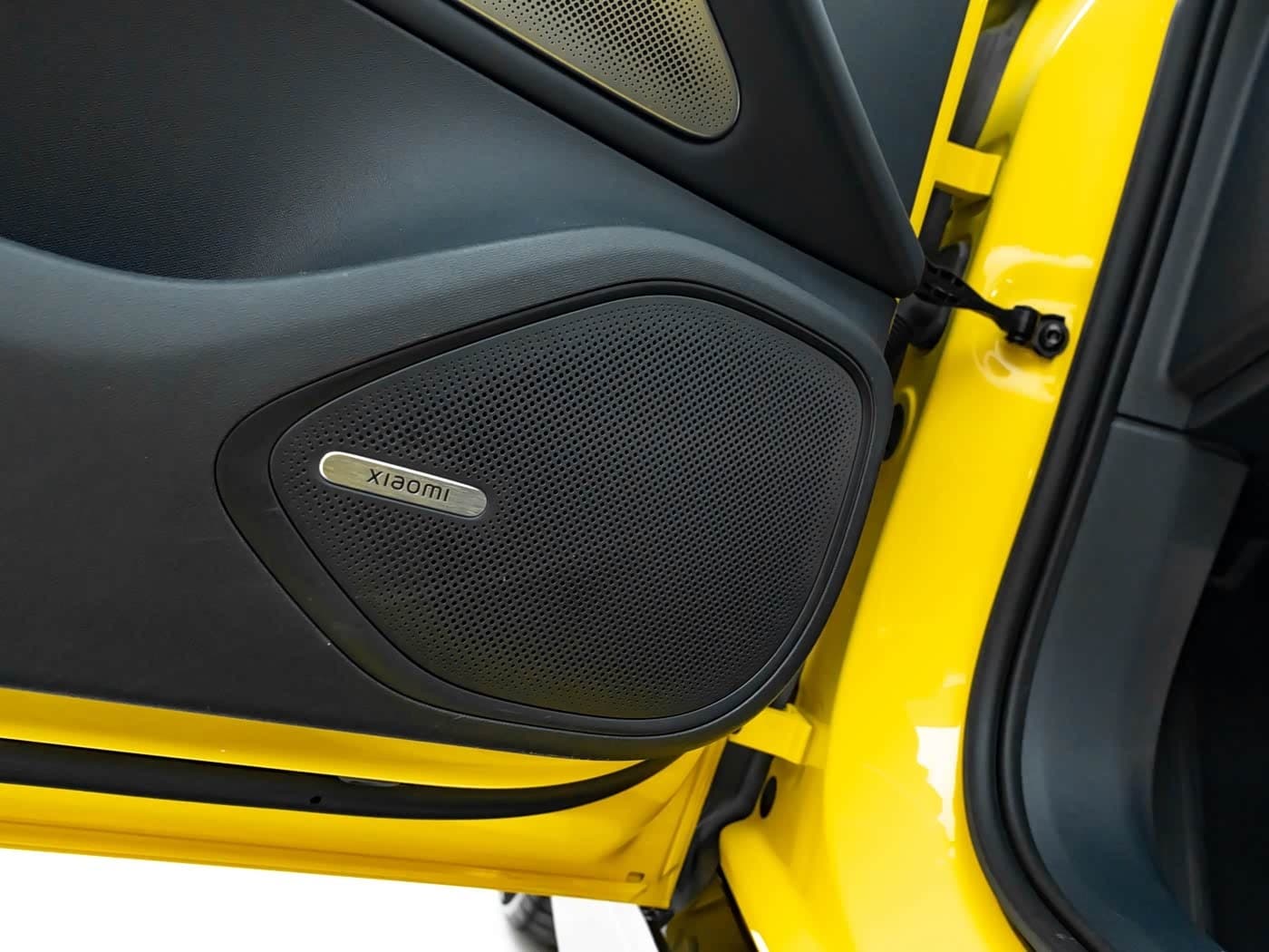 2025 Xiaomi Auto Xiaomi SU7 Ultra Yellow, 7,000 km, China export – photo 16