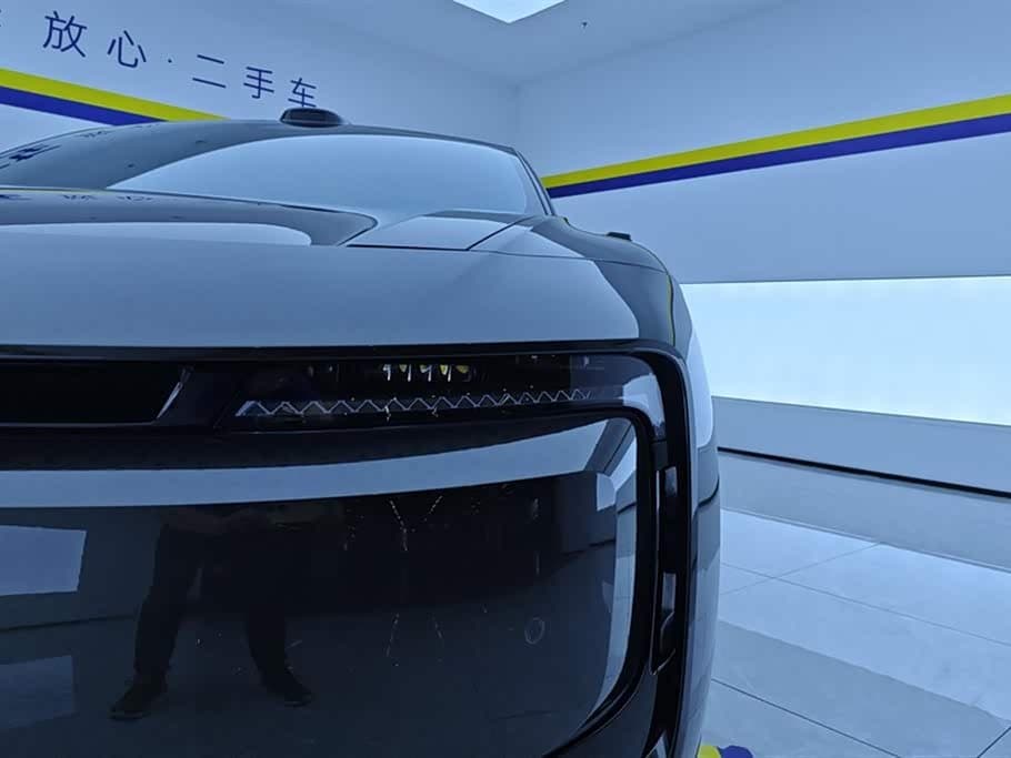2025 Audi E5 Sportback Black, 5,900 km, China export – photo 5