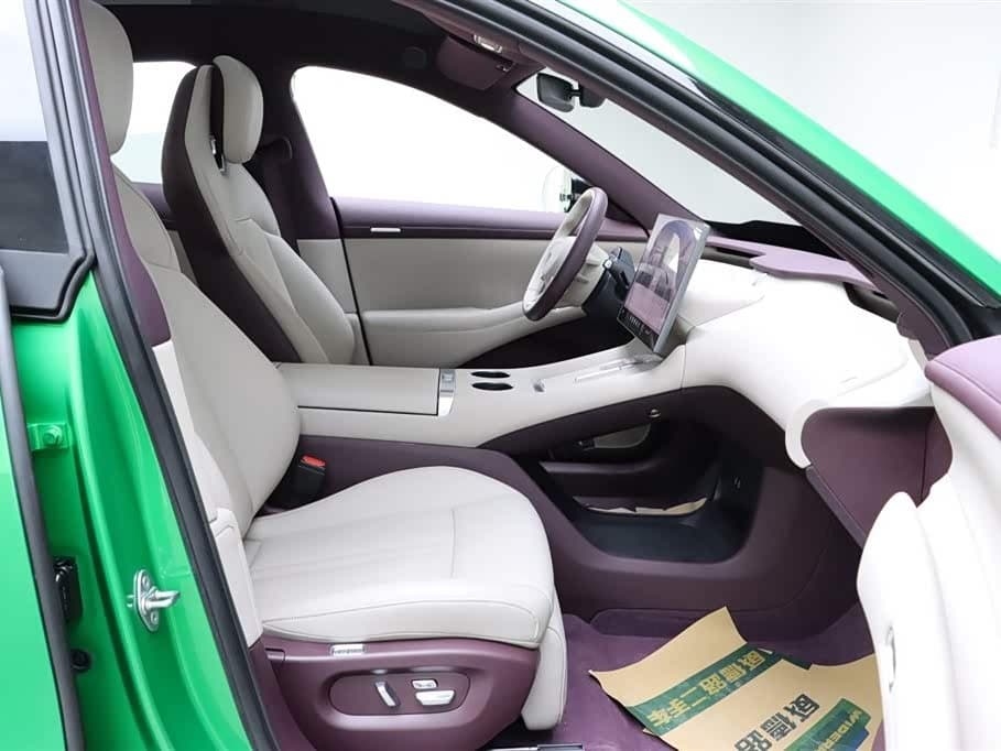 2025 Xiaomi Auto Xiaomi YU7 Green, 19,300 km, China export – photo 19