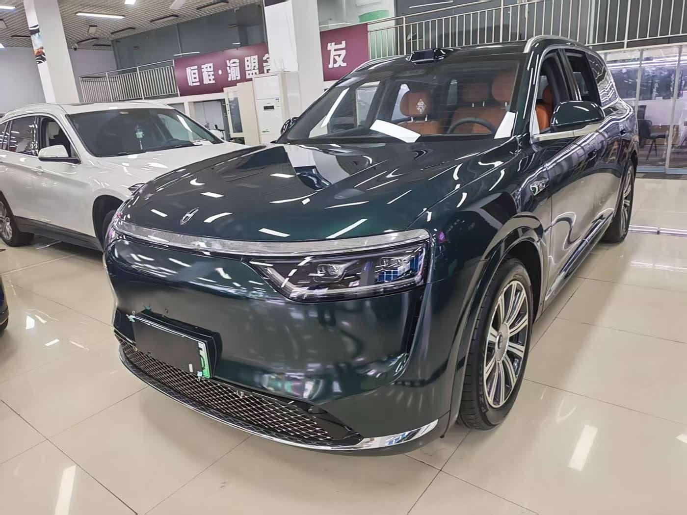 2025 Aito Wenjie AITO M8 Green, 5,000 km, China export – photo 1