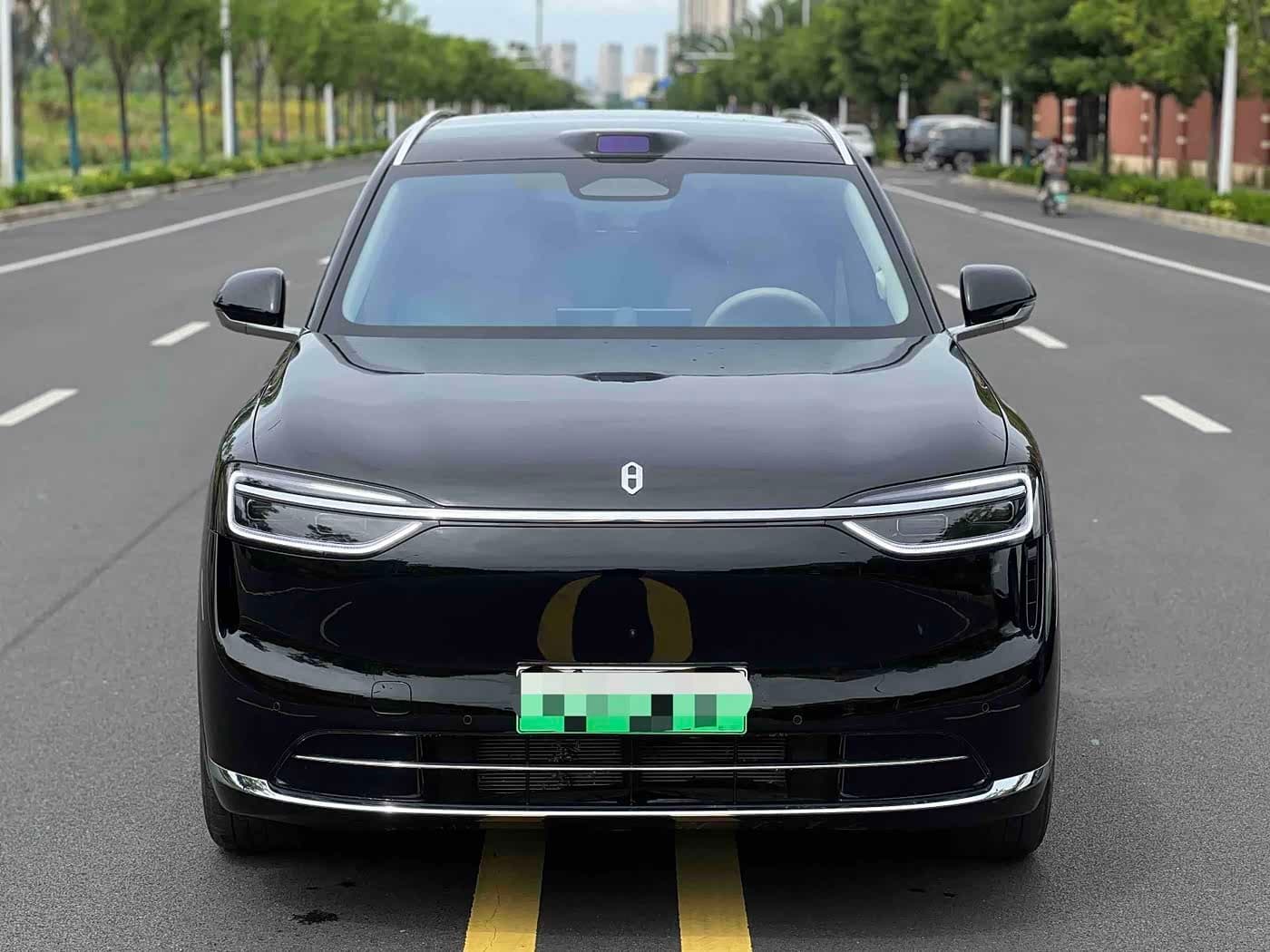 2025 Aito Wenjie AITO M7 Black, 6,000 km, China export – photo 2