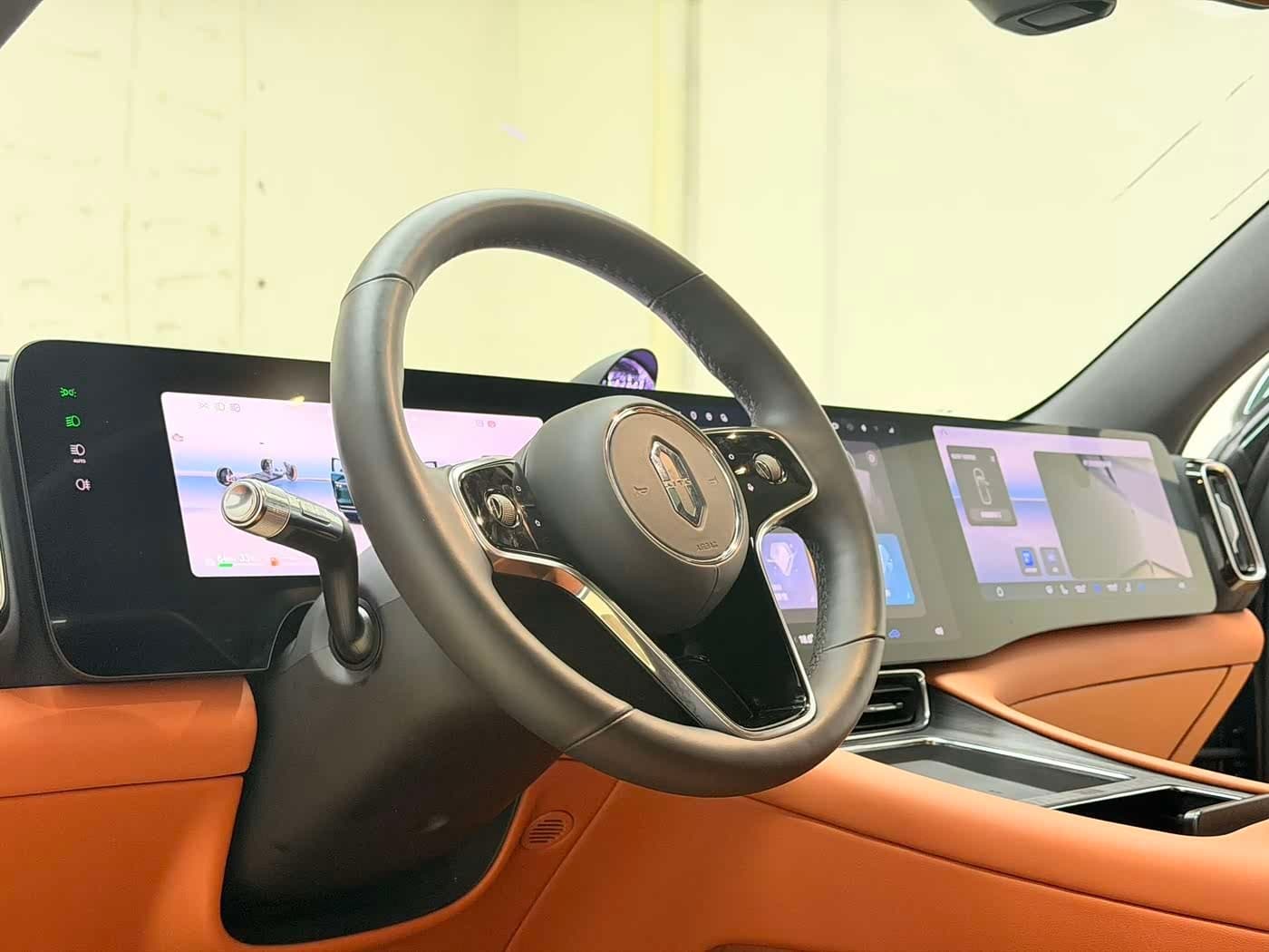 2025 Aito Wenjie AITO M8 Green, 13,000 km, China export – photo 4