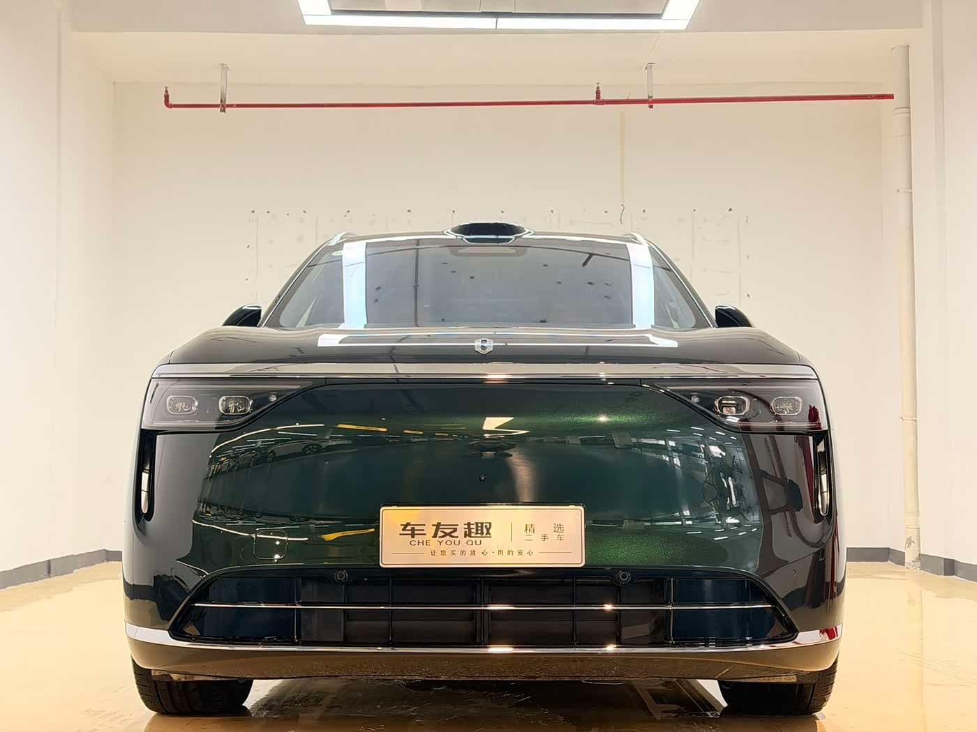 2025 Aito Wenjie AITO M8 Green, 13,000 km, China export – photo 2