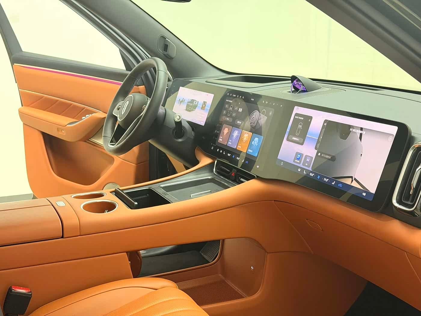 2025 Aito Wenjie AITO M8 Green, 13,000 km, China export – photo 10