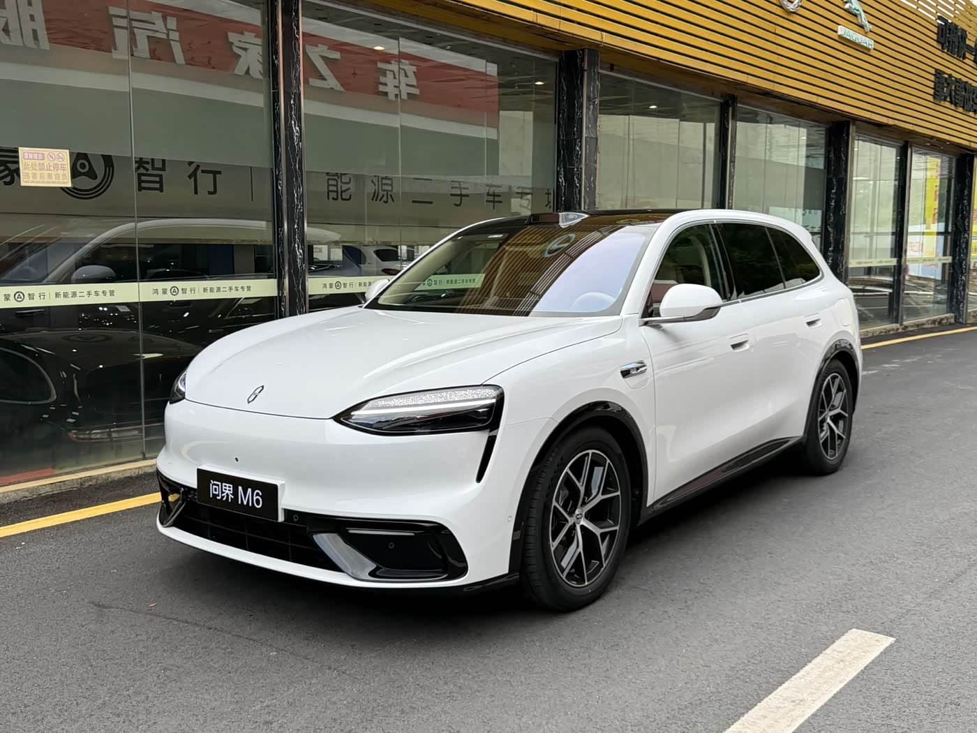 2026 Aito Wenjie AITO M6 White, 200 km, China export – photo 1