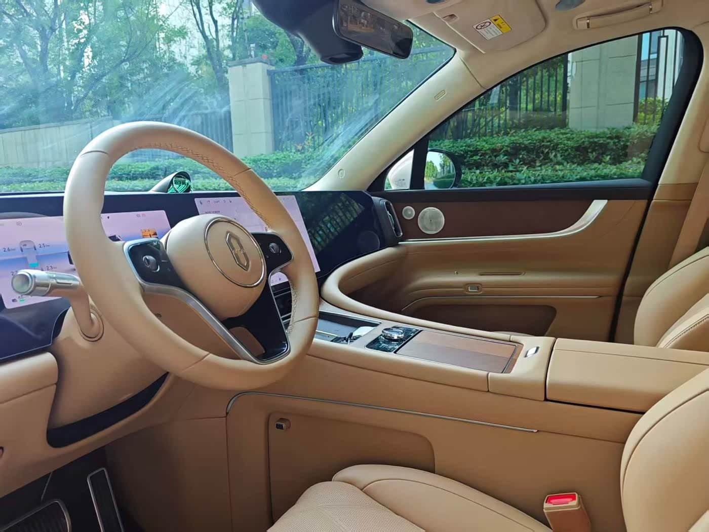 2025 Aito Wenjie AITO M9 Red, 6,000 km, China export – photo 5