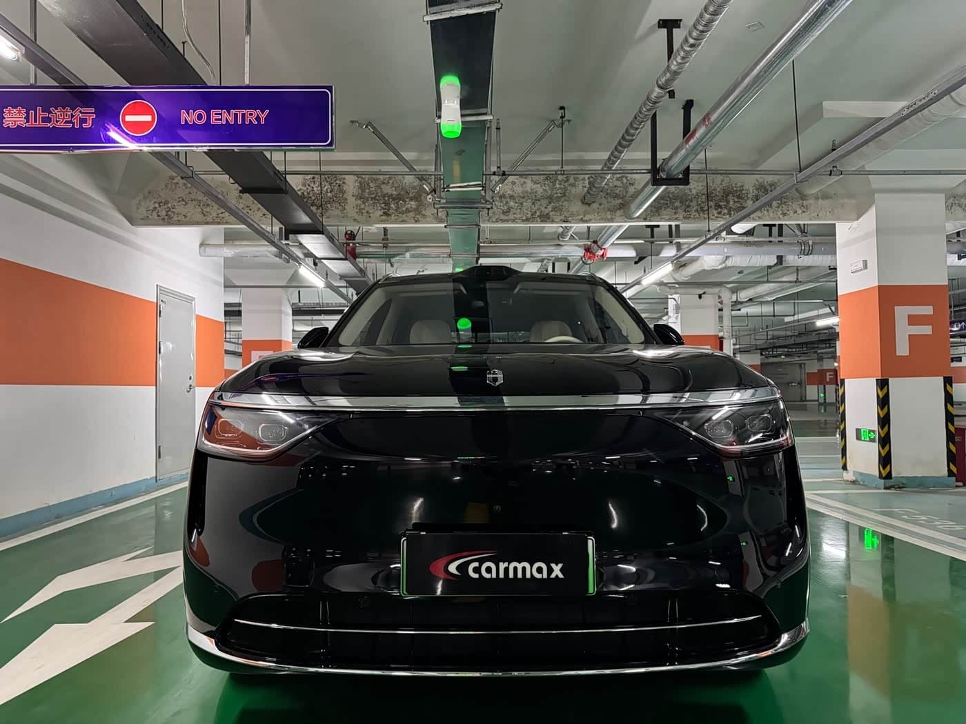 2025 Aito Wenjie AITO M8 Black, 16,000 km, China export – photo 1