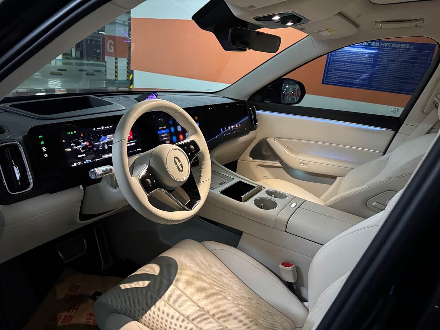 2025 Aito Wenjie AITO M8 Black, 16,000 km, China export – photo 8