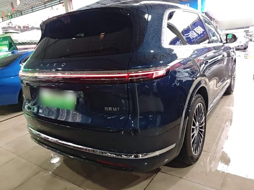2025 Aito Wenjie AITO M7 Blue, 6,200 km, China export – photo 7