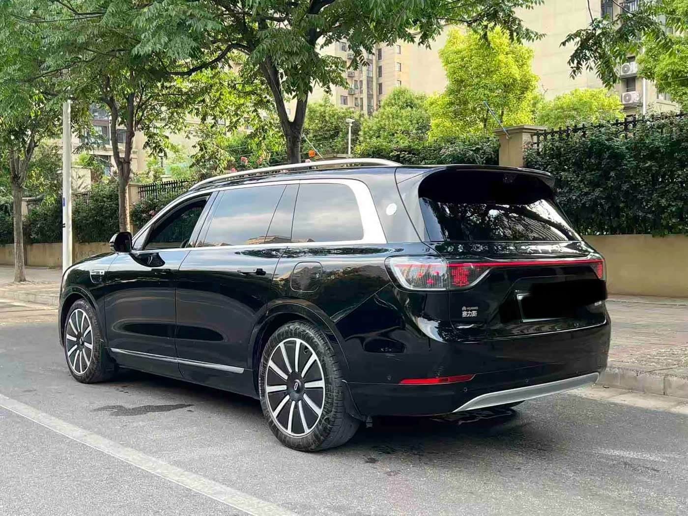2025 Aito Wenjie AITO M9 Black, 10,000 km, China export – photo 4