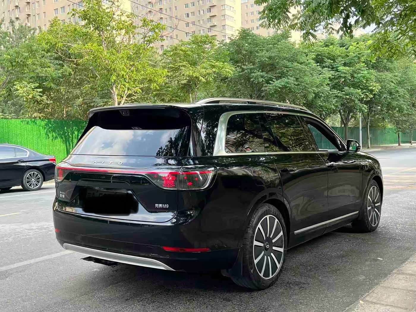 2025 Aito Wenjie AITO M9 Black, 10,000 km, China export – photo 6