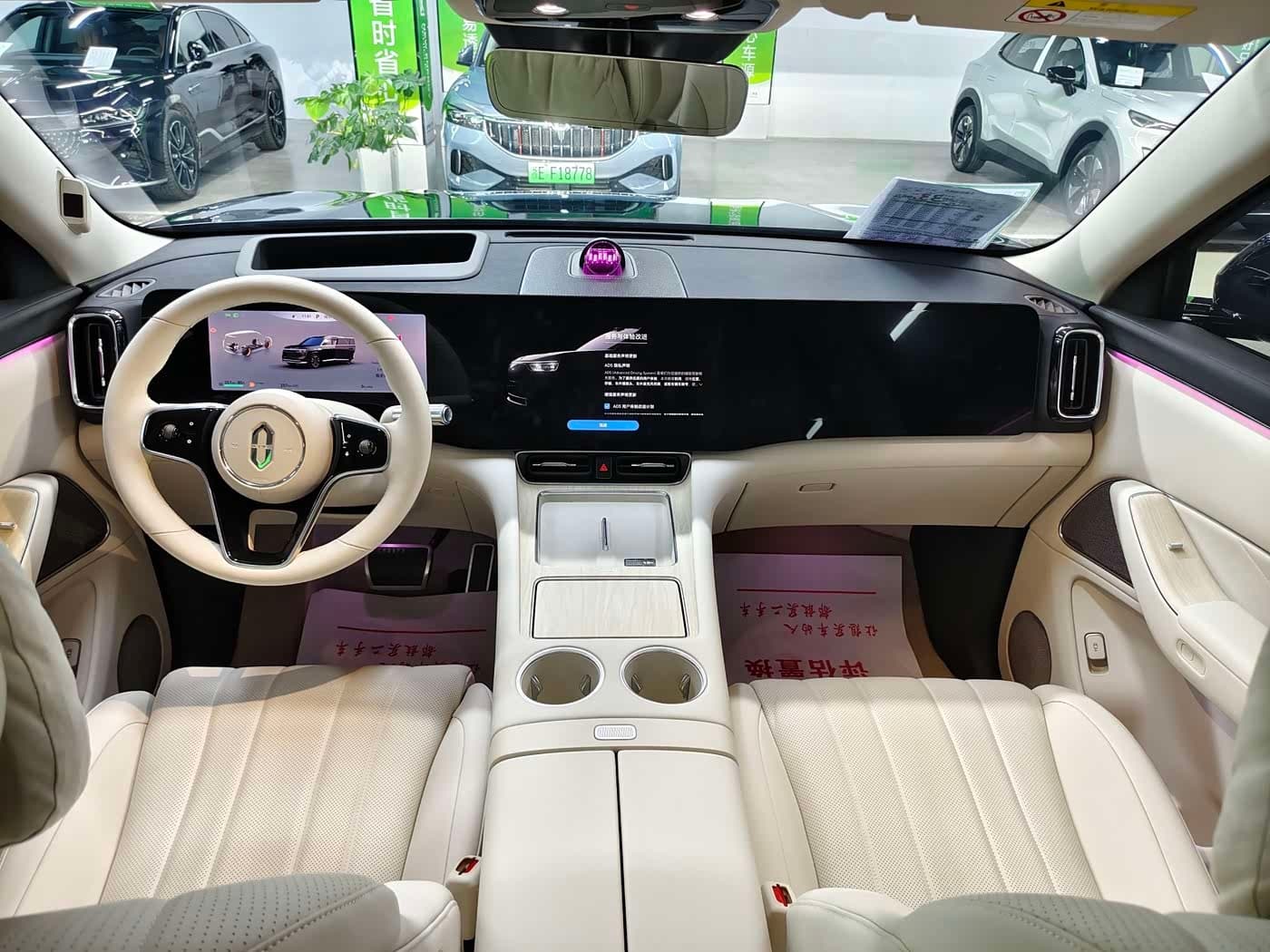 2025 Aito Wenjie AITO M8 Black, 24,000 km, China export – photo 10