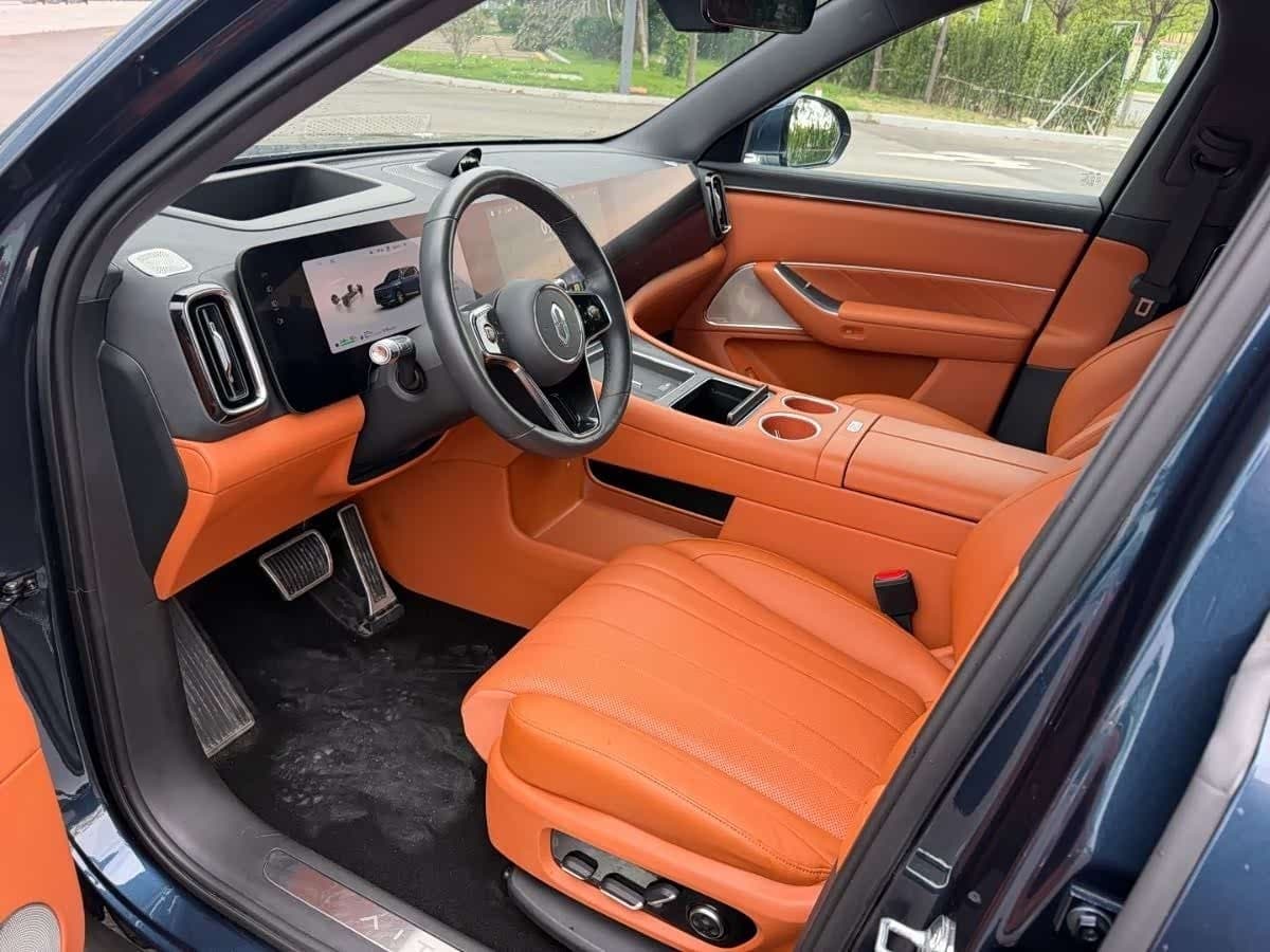2025 Aito Wenjie AITO M8 Blue, 40,000 km, China export – photo 9