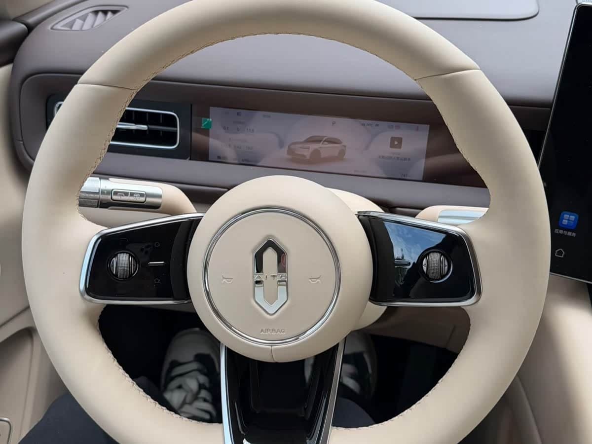 2026 Aito Wenjie AITO M6 White, 500 km, China export – photo 15