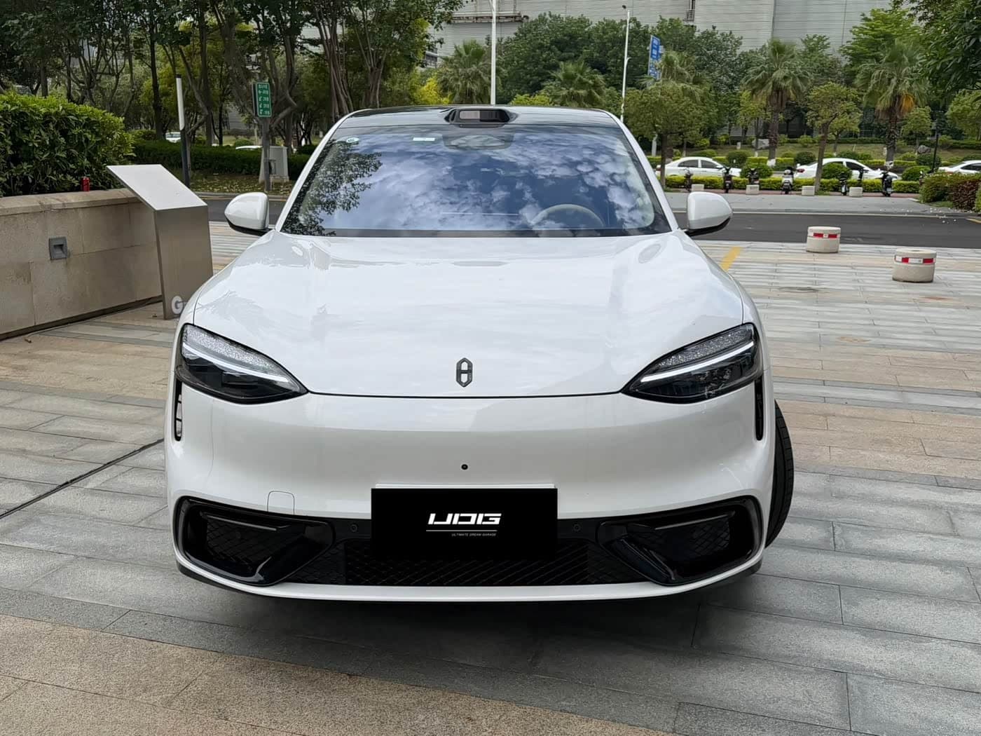 2026 Aito Wenjie AITO M6 White, 500 km, China export – photo 2