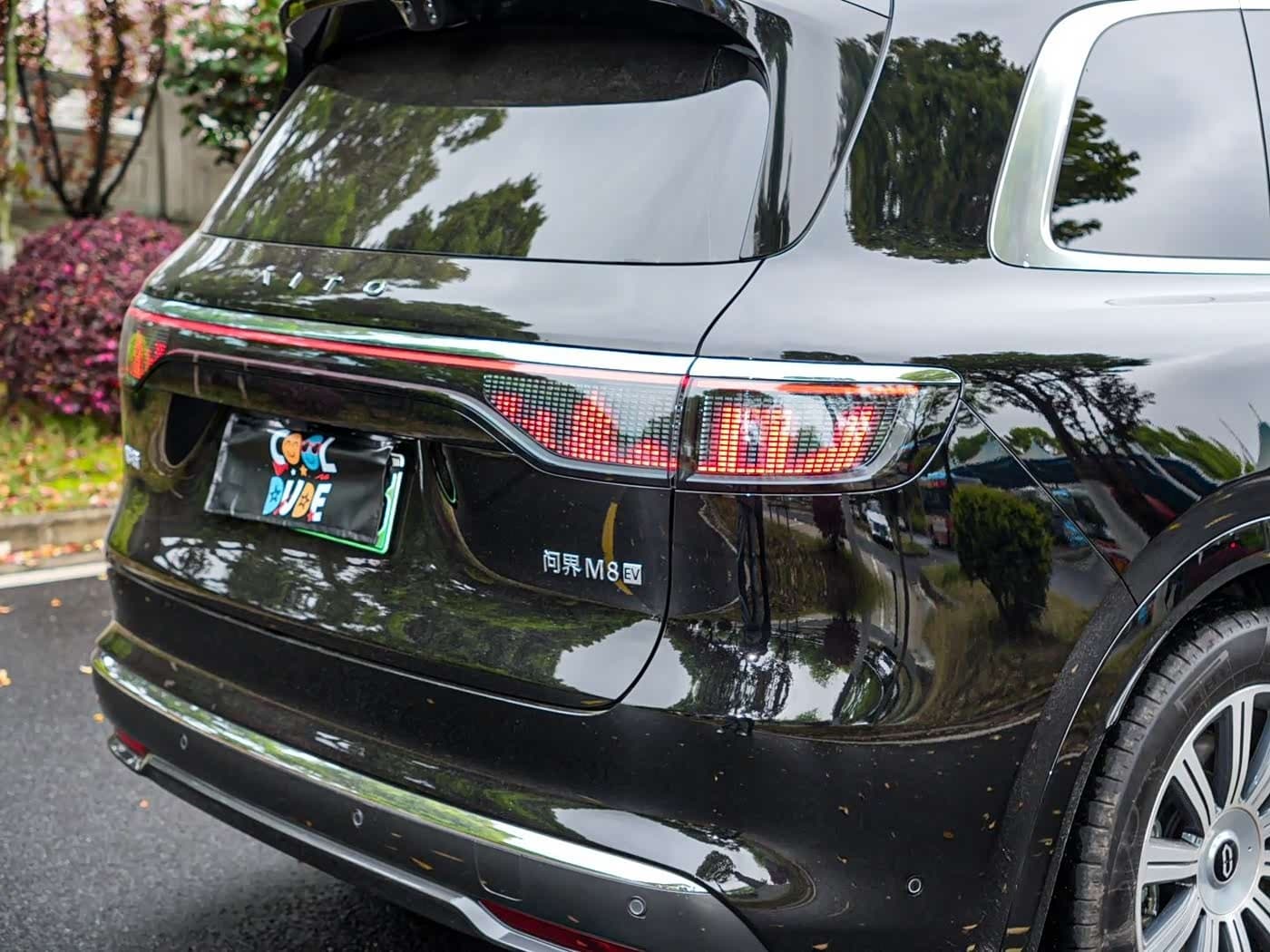 2025 Aito Wenjie AITO M8 Black, 14,000 km, China export – photo 14